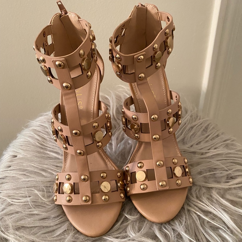 New Gorgeous Venus Heels!